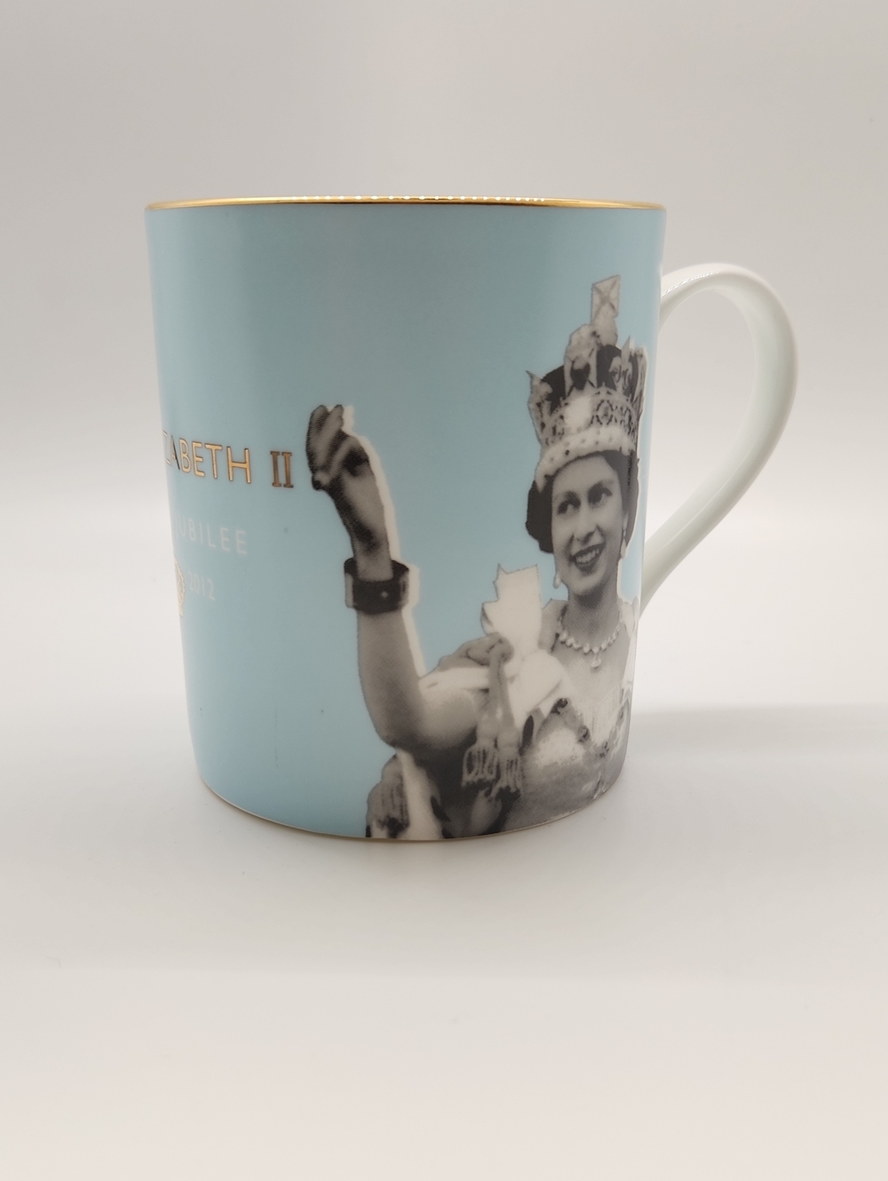 Temple Islam Collection Queen Elizabeth Diamond Jubilee mug royal family